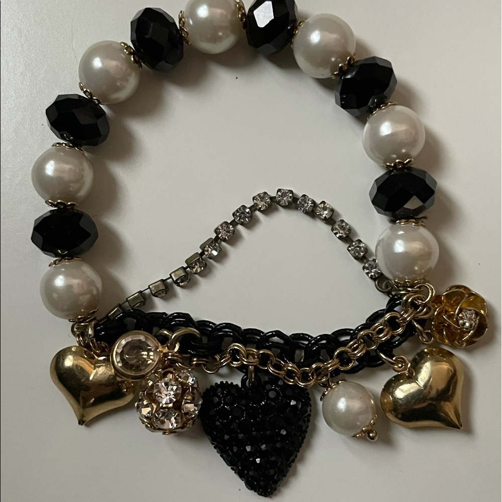 Betsey Johnson White & Black Heart Bracelet